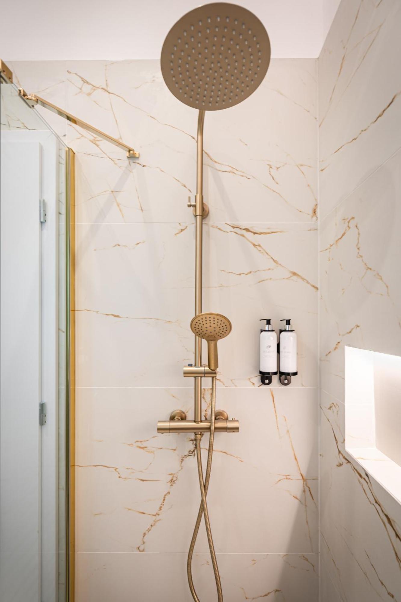 K51 - Kiraly Boutique Residence - Best Location By Bqa Budapest Luaran gambar